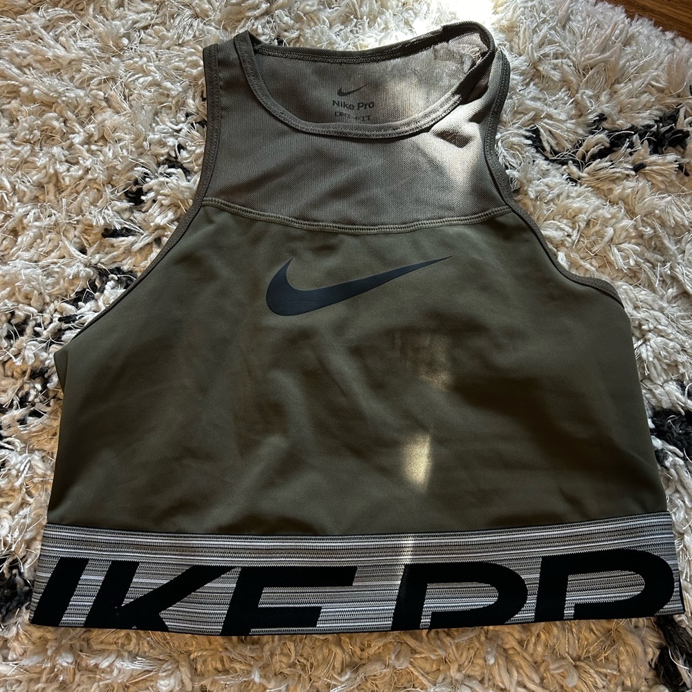 Nike pro tank